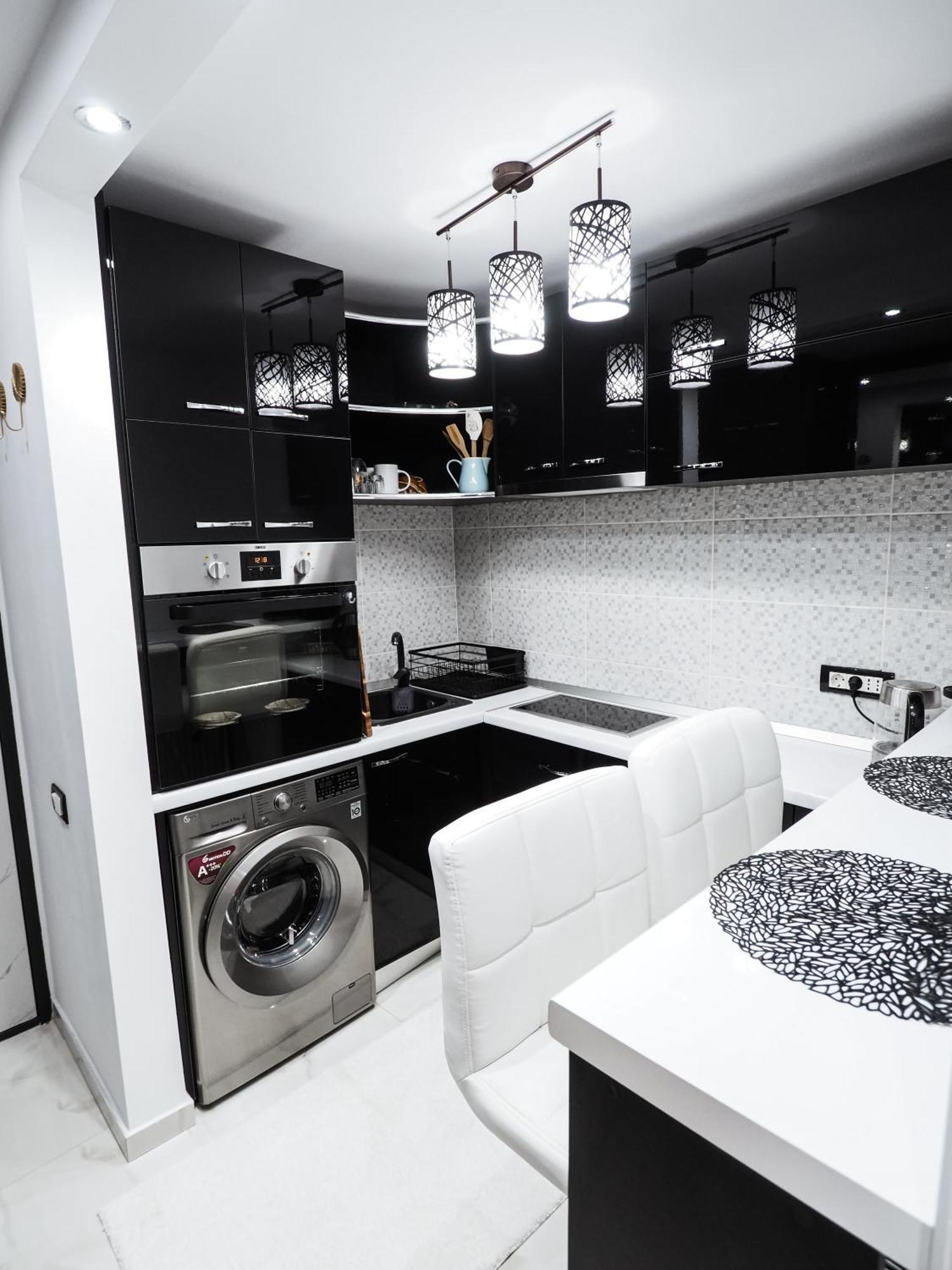 Black&White Mountain - Adults Only Petrosani Exterior photo